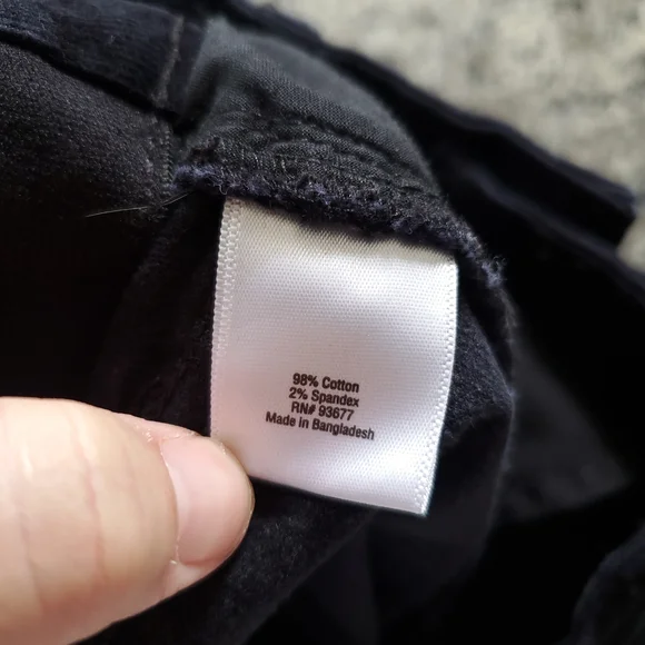 St. John's Bay Black Straight Leg Pants. Size 12. #GR - Picture 3 of 6